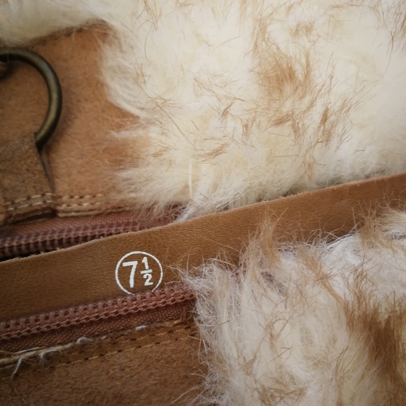 Camel colored Tall heel boots size 7.5 - Picture 7 of 7